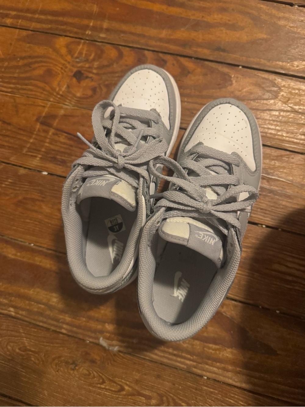 Nike Kids Light Grey and White Low-Top Sneakers